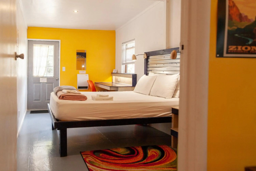 Cloudcroft Hostel