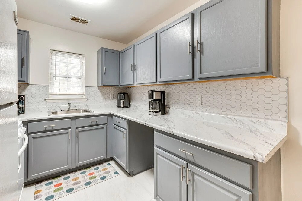 Cozy Newark Getaway 15 Mi to Manhattan