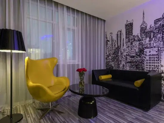 Orange Hotel (Heze Renmin Road)