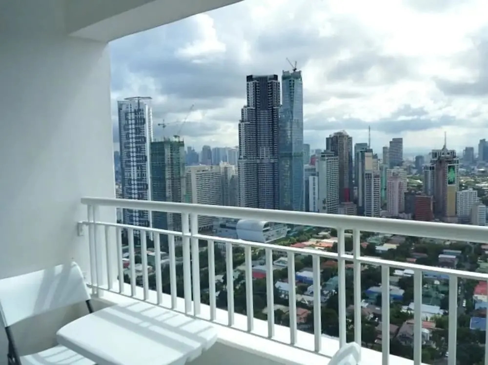 Condo With Balcony at Makati SM Jazz