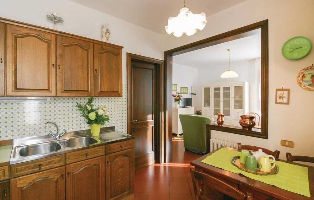 Lovely Home In Castelvecchio Di Comp With Wifi