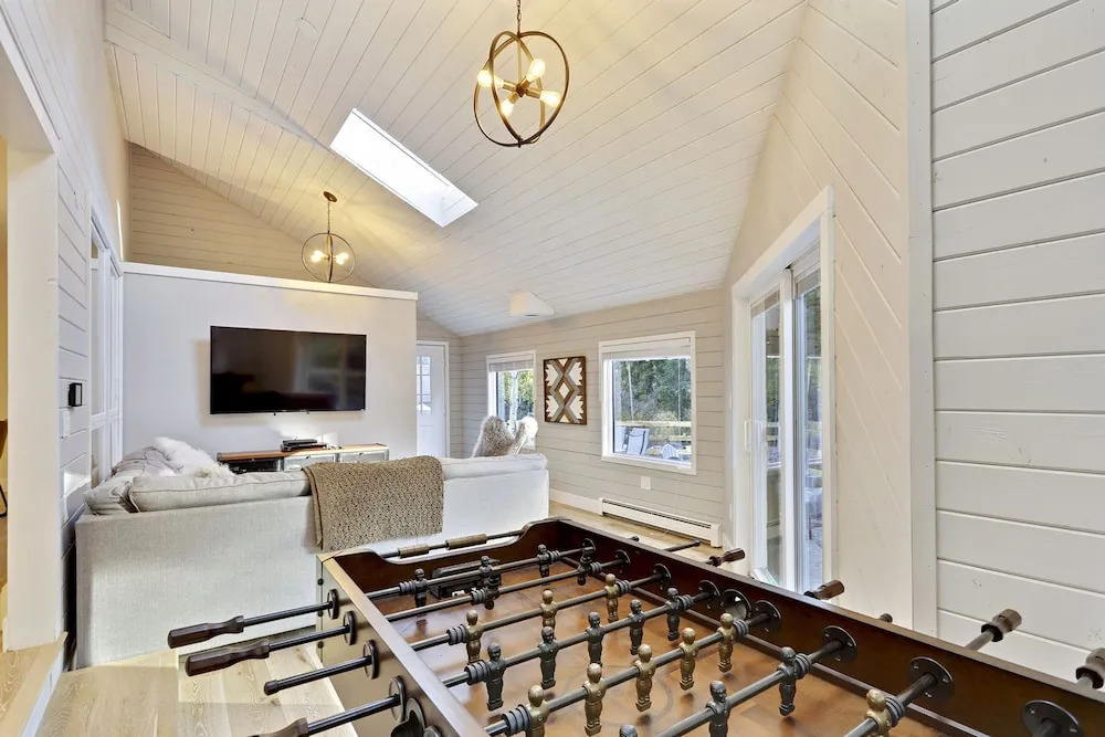 Slopeside Luxury River Chalet by Winter Park Escapes