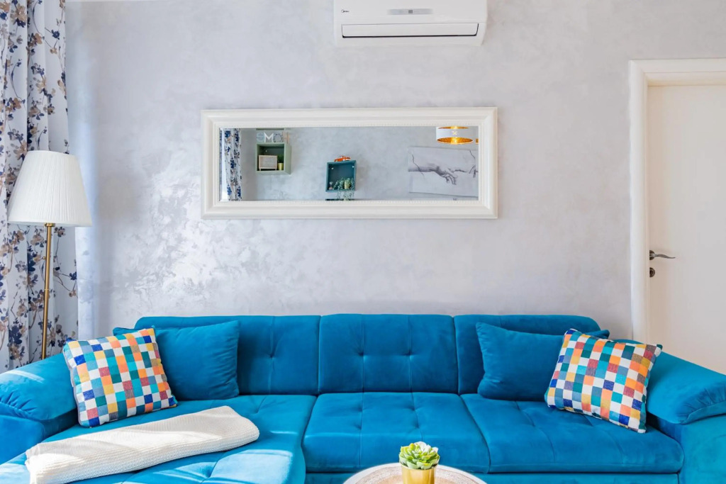 Flexible SelfCheckIns 30 - Zagreb - Garage - Electric vehicle ccharger - Big Loggia - New - Apartments Repinc 30