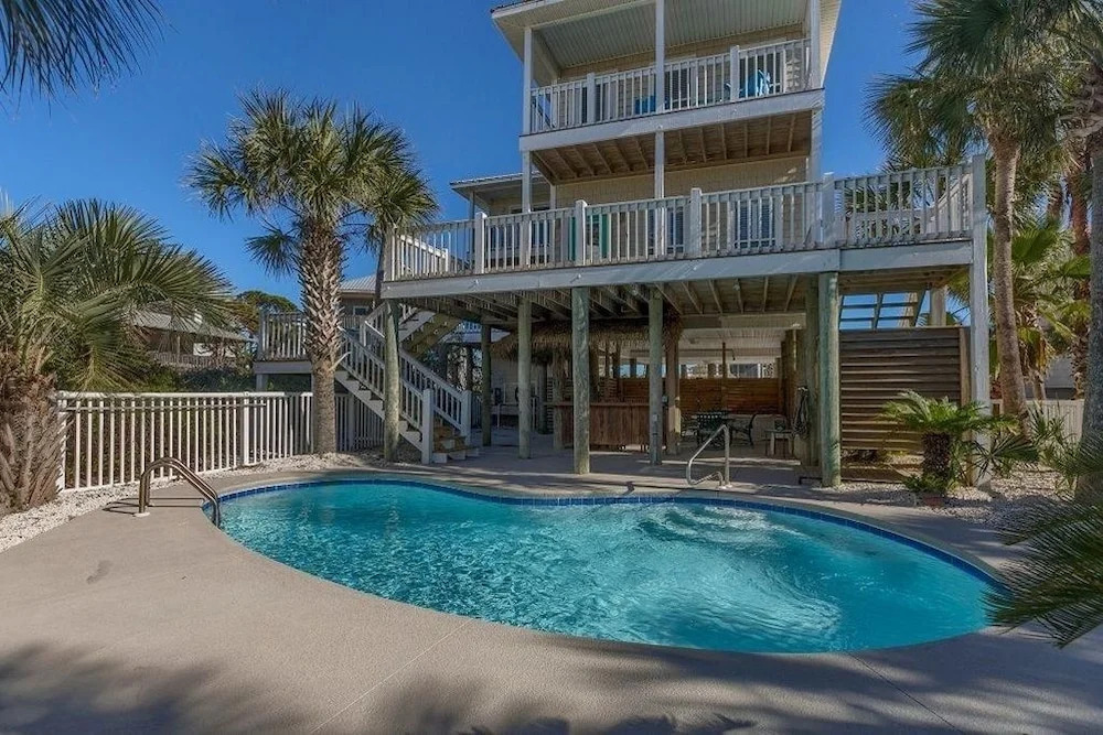 Above and Beyond Apartment 4 Bedroom