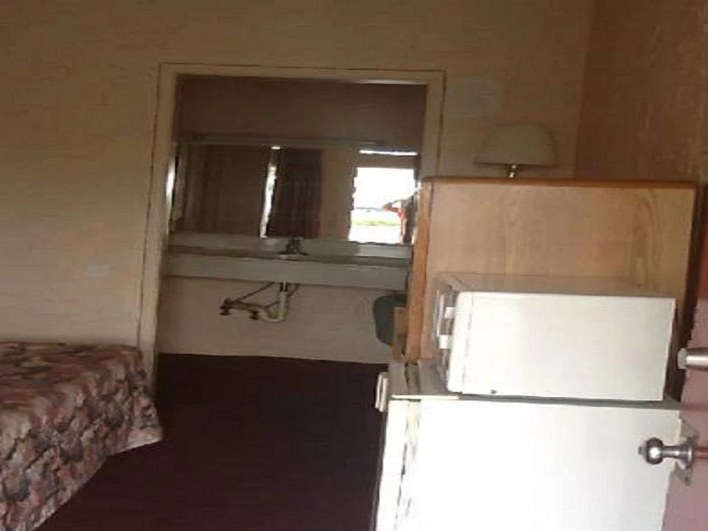 Budget Inn Cochran