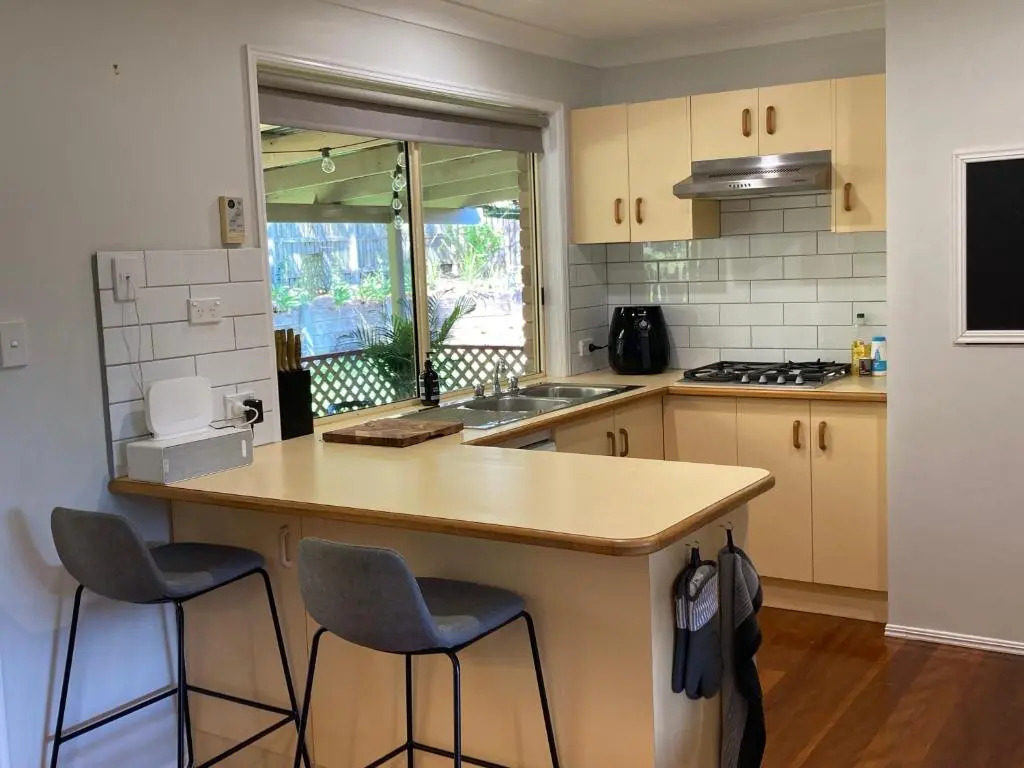 Nordic Light - Entire Scandinavian Home 450m from Maleny High St