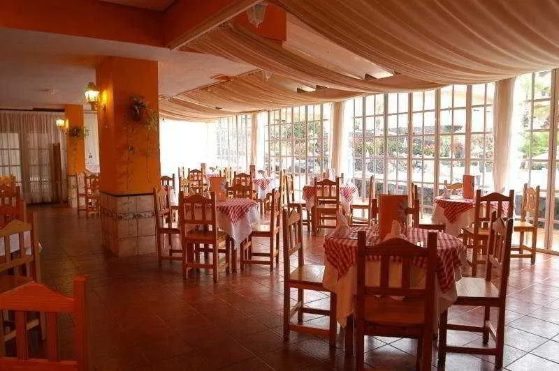 H10 Costa Salinas