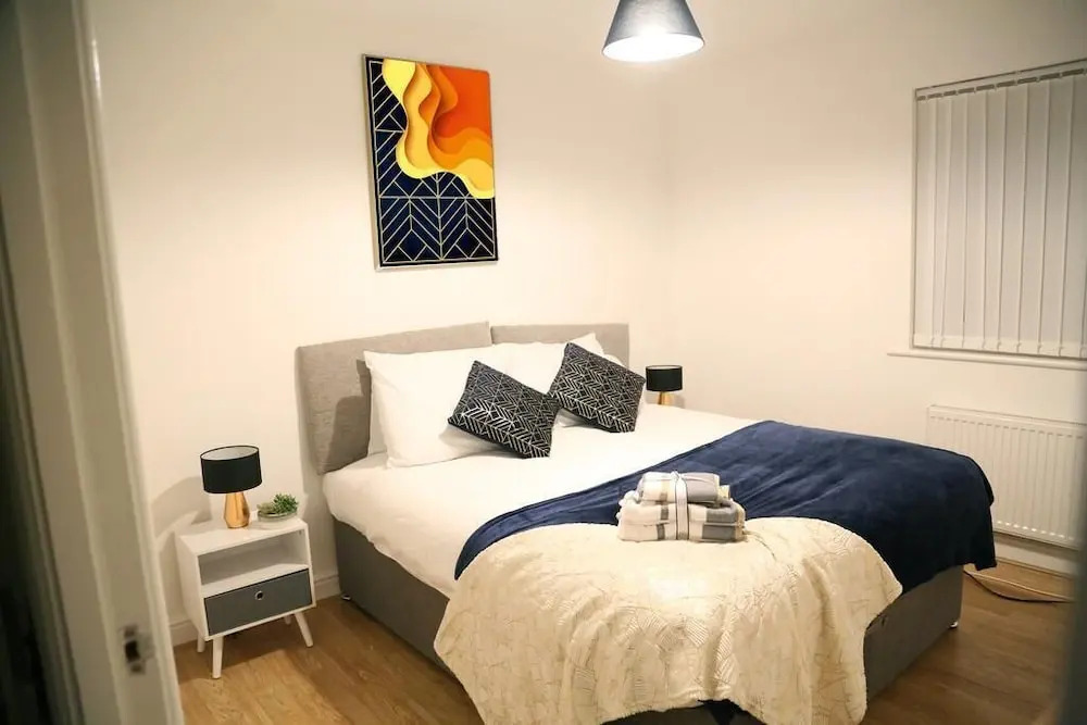 Lowater Apartment Brand New 2 bed Apartments + Parking