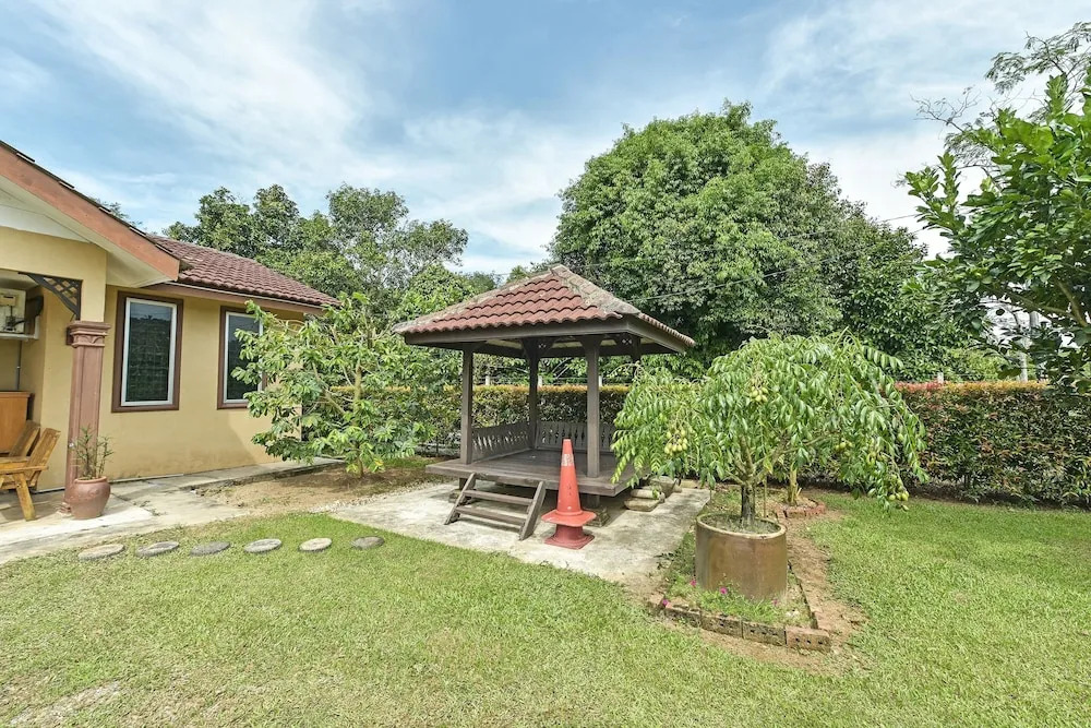 OYO 90692 Tok Babah Village Homestay