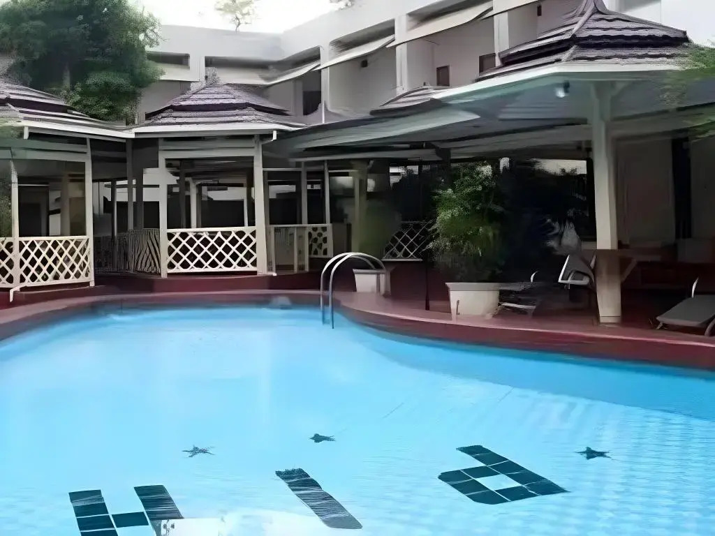 Pardede International Hotel