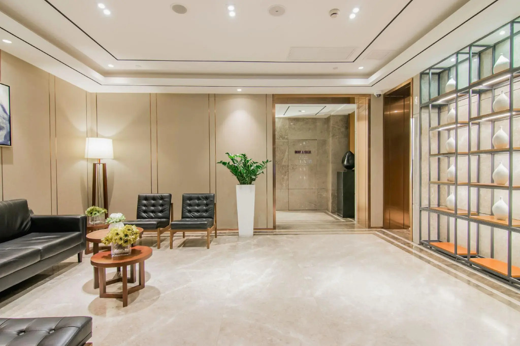 Yitel Hotel (Shanghai Lujiazui Financial District Fangdian Road Subway Station Branch)