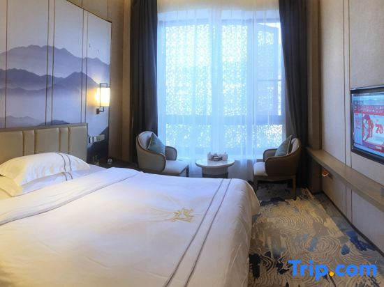 Wanzai Shanshui Yinbin Hotel