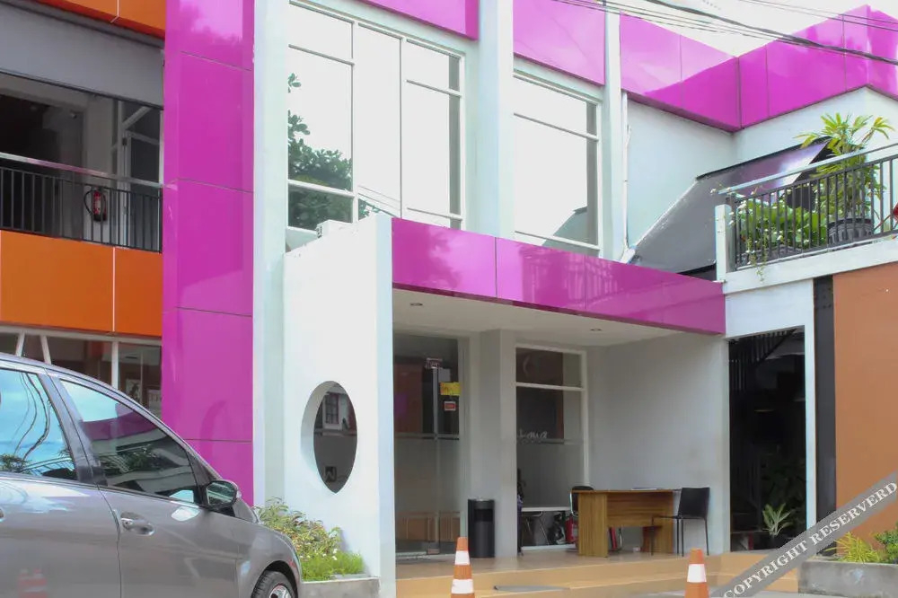 ZEN Rooms Mataram Airlangga