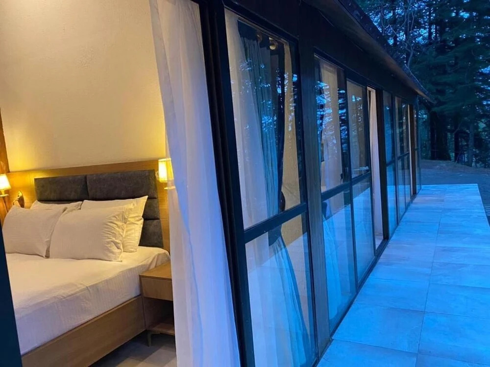 Raas Resorts
