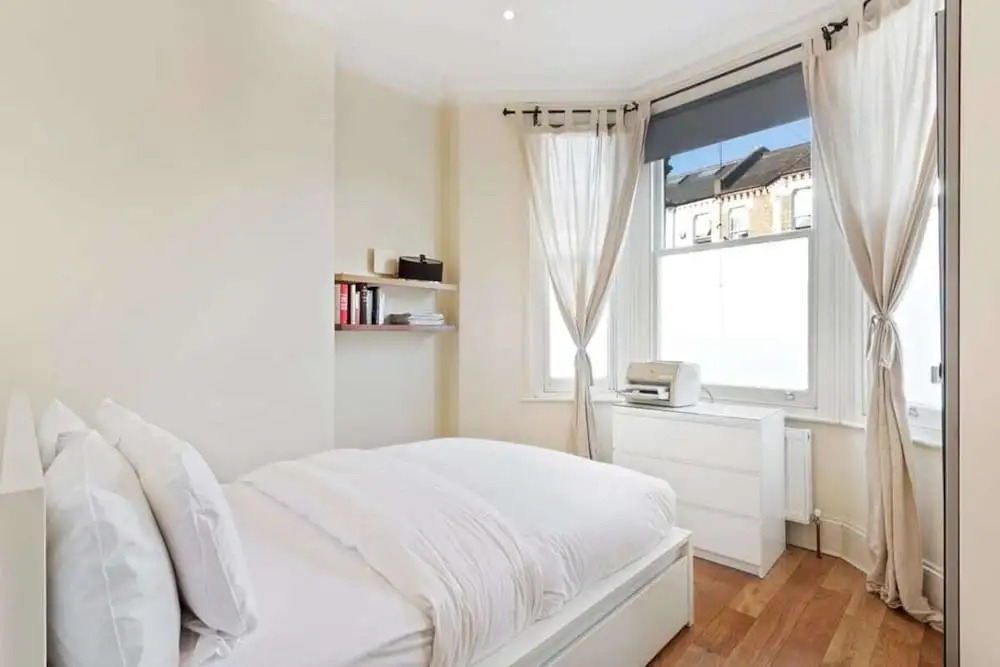Cosy 2bed Skylight Apt W/patio in Clapham Junction