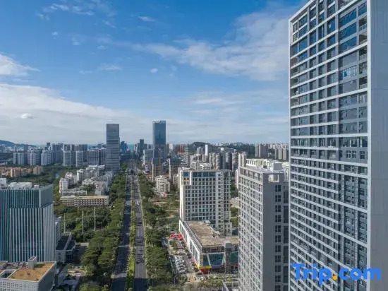 Sanya Central Jiayue Bixuan Hotel (Qiangqing Sea Travel Duty-Free Shop)