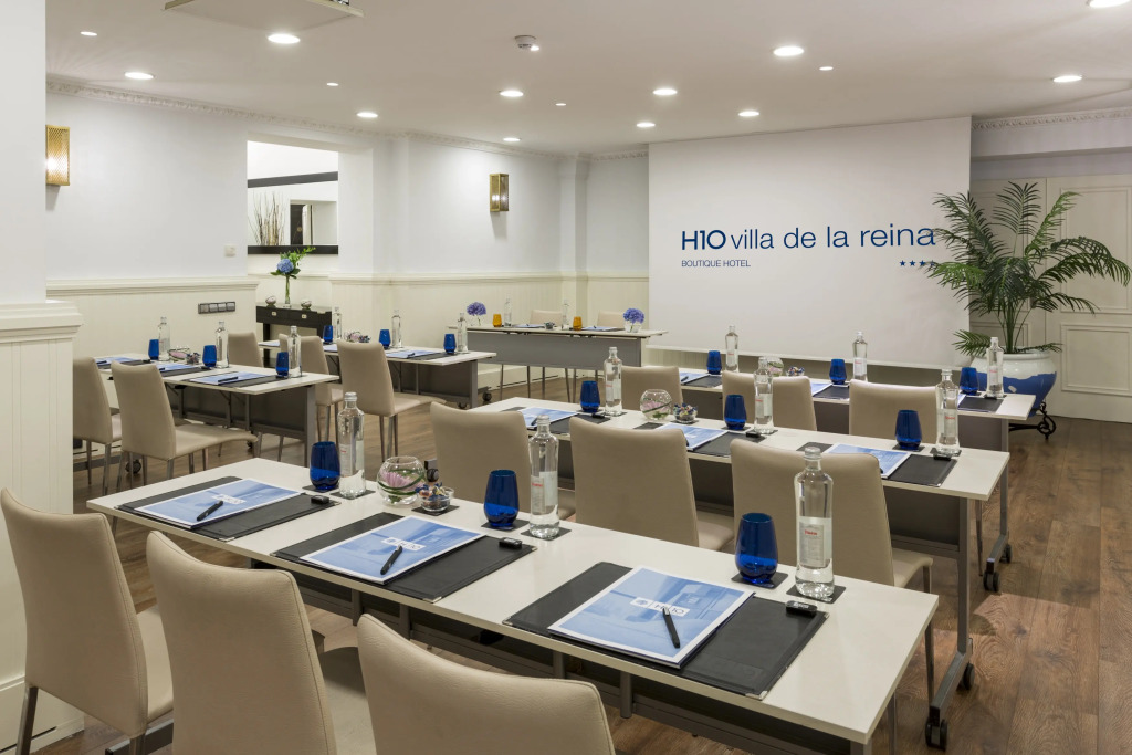Boutique Hotel H10 Villa de la Reina