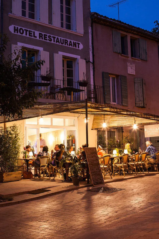 Hôtel Restaurant lArbre de Mai