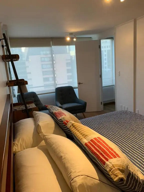 Apartament Condo Amueblado, ENCOMENDEROS 200 El Golf, Las Condes Santiago con vista al Costanera Center