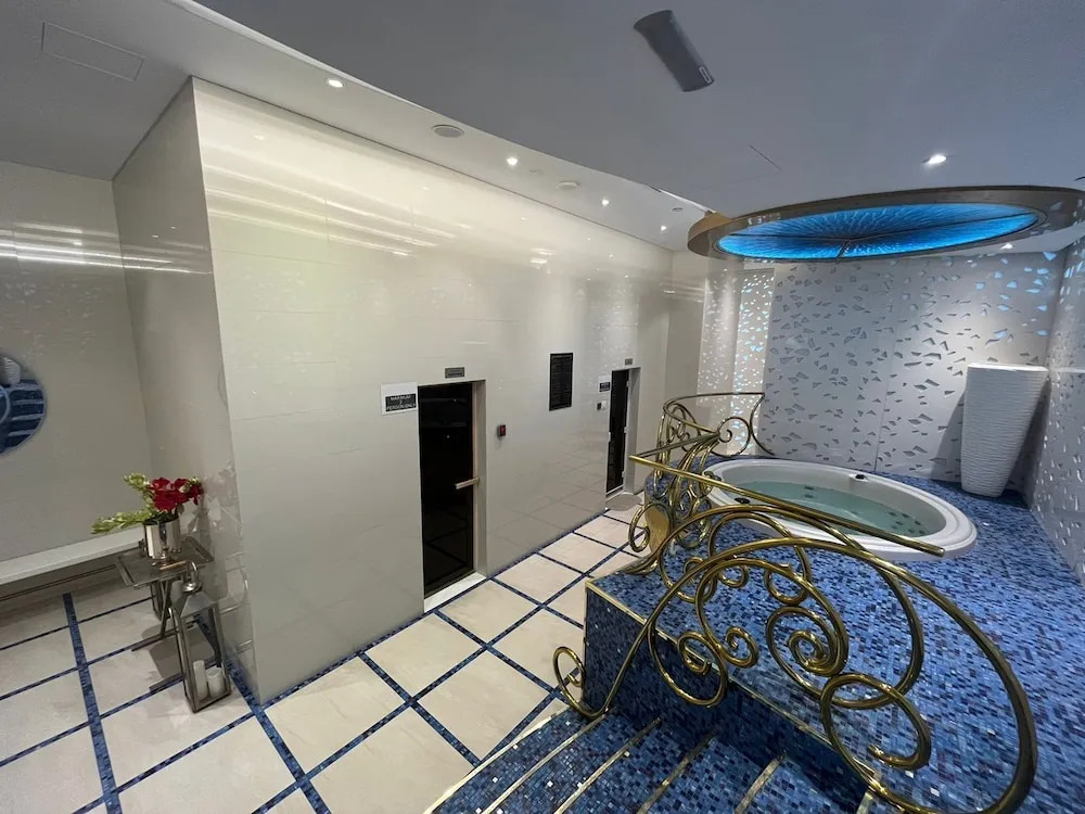 Tanin - Luxury Waterfront Apt with Stunning Marina Views