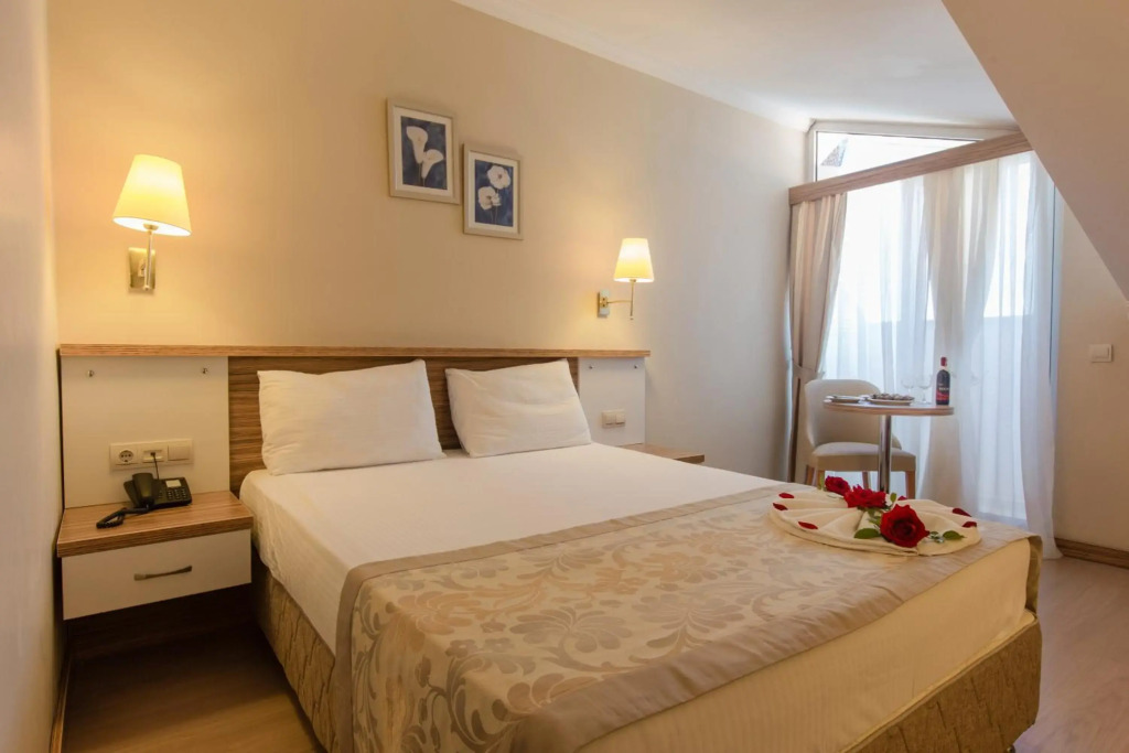 Aes Club Hotel