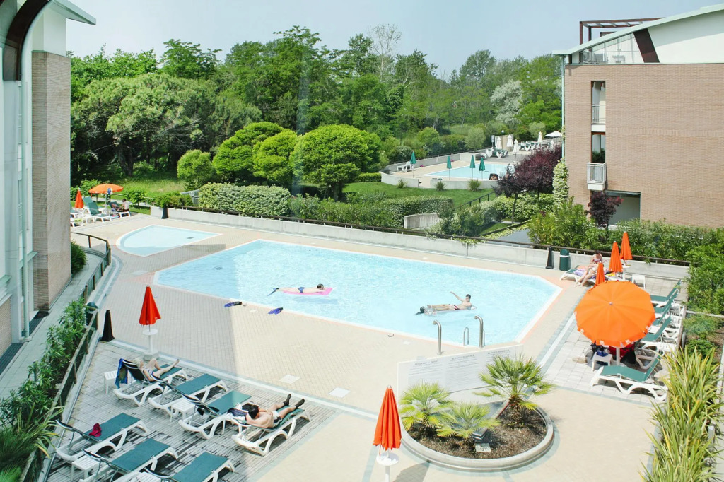 Apartment in Bibione Pineda with balcony