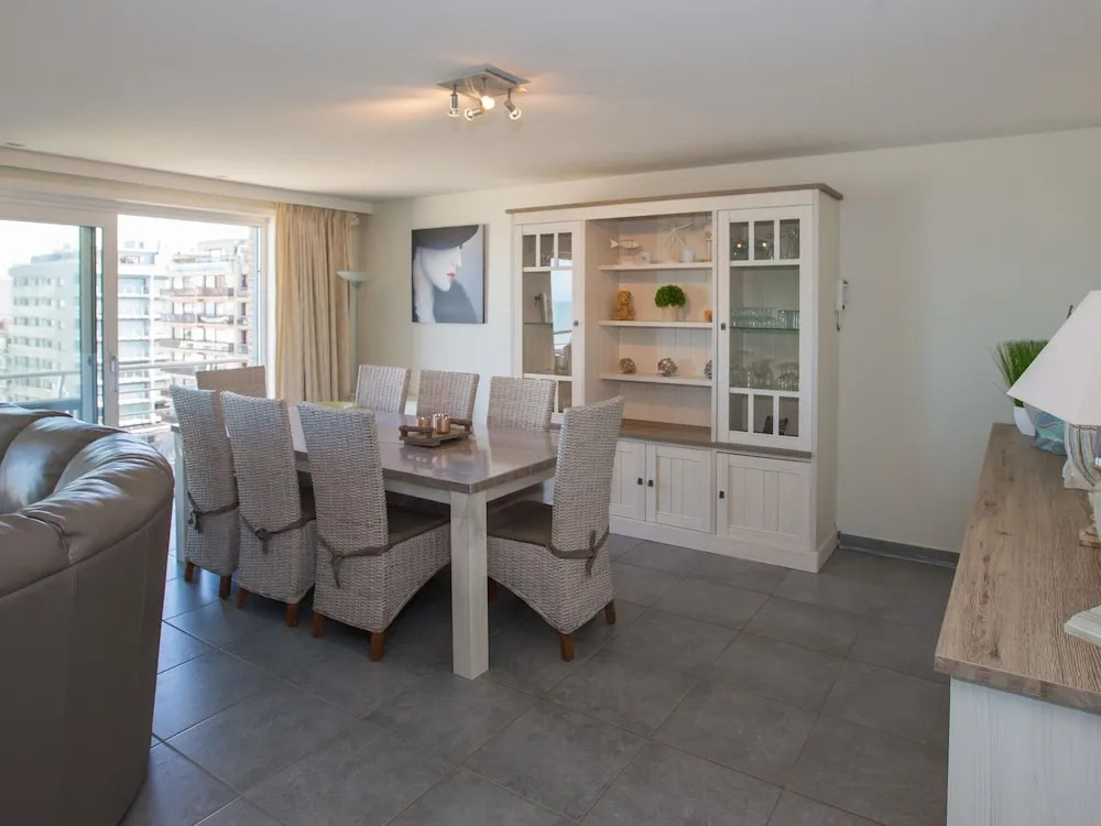 Apartment by the sea in Middelkerke