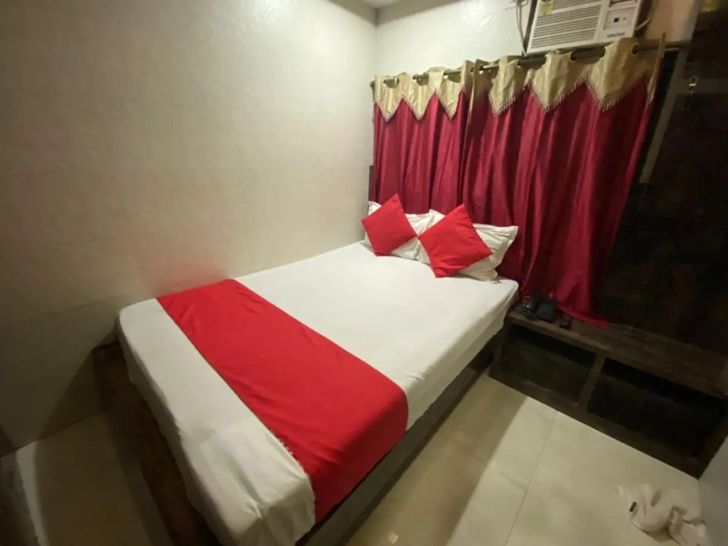 Hotel Paris Residency