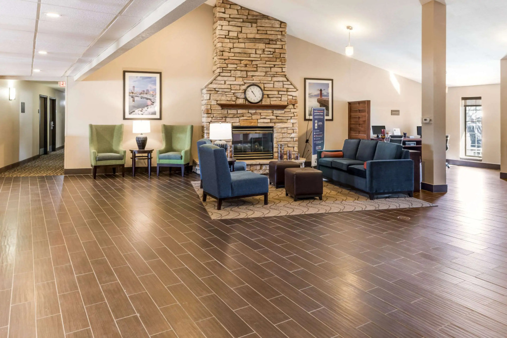 Comfort Inn Waukesha - Milwaukee West