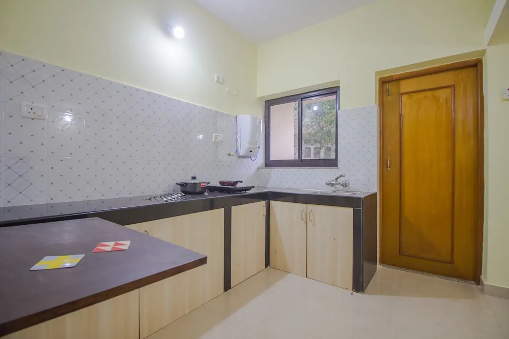 OYO 18720 Home Alluring 3BHK Dona Paula