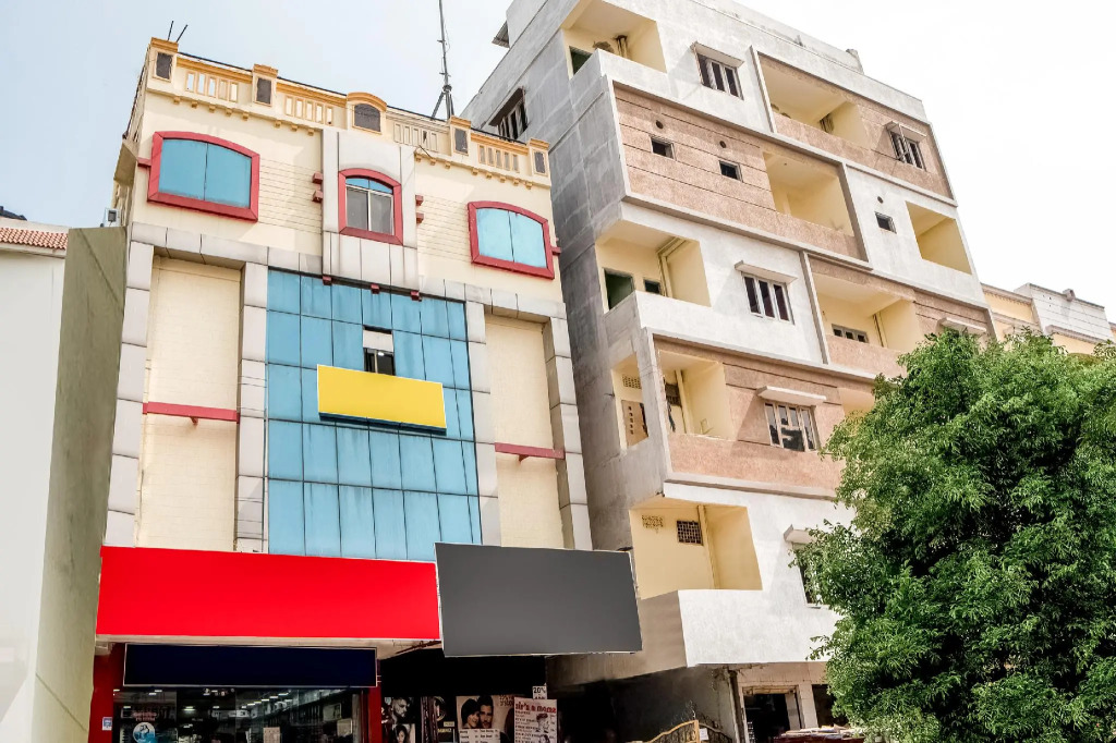 OYO 63506 Dhana Sri Residency