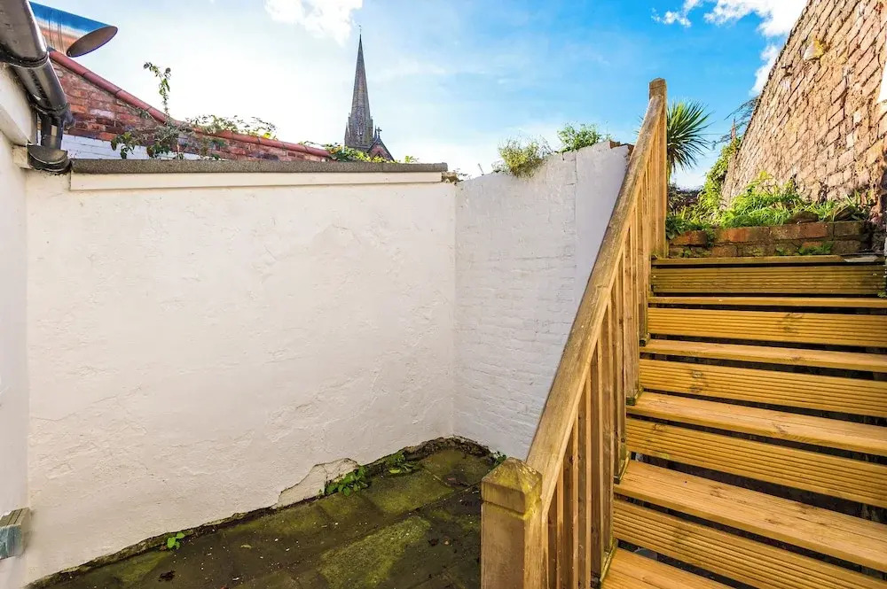 62 Handbridge