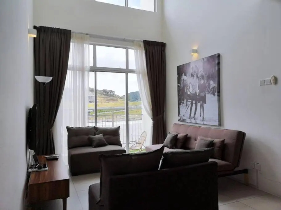 W6WarmStay@GoldenHills/3RPenthouse/WiFi/PasarMalamView/2carpark