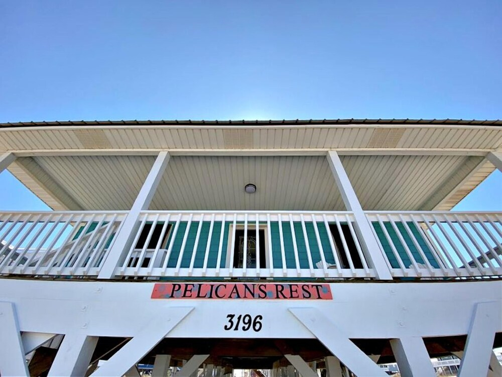 Pelicans Rest Beach House