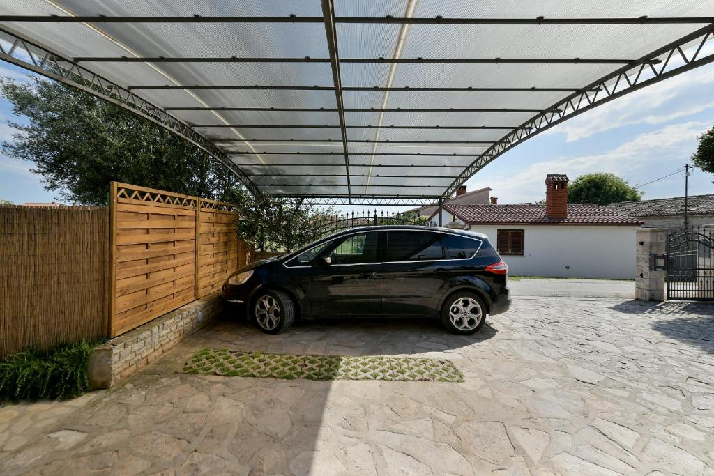 House Vedran 1125