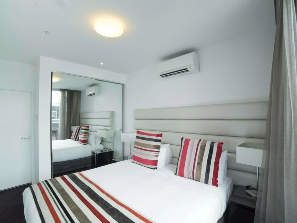 The Sebel Melbourne Docklands Hotel