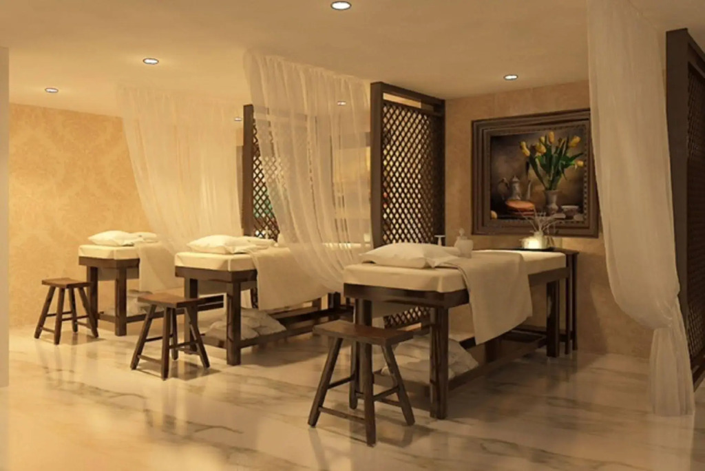 Ja Cosmo Hotel and Spa