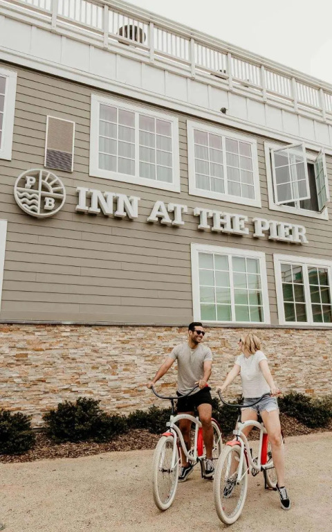 Inn at the Pier Pismo Beach, Curio Collection by Hilton