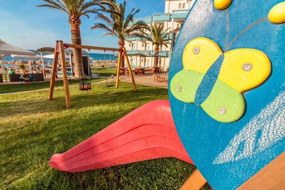 Christina Beach Hotel
