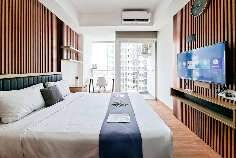 Enjoyable Living Studio At Apartment Pacific Garden - Campus Town @Alam Sutera