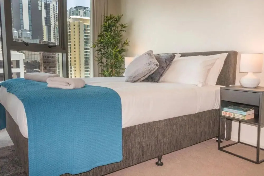1 Bedroom Studio Apartment near Eagle Street