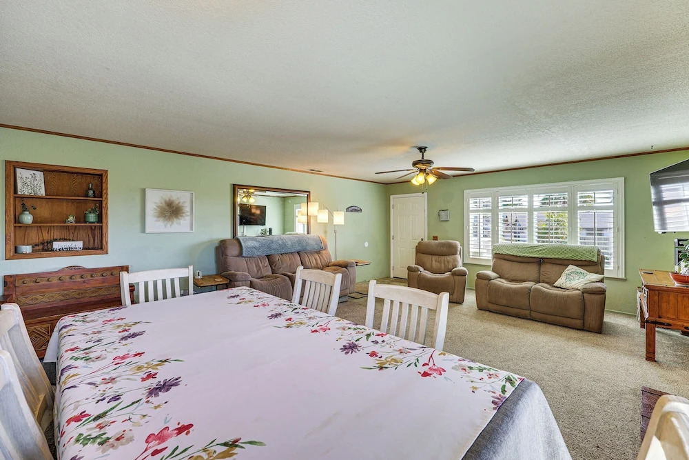 Large Yard & Fire Pit: Peaceful Arroyo Grande Home