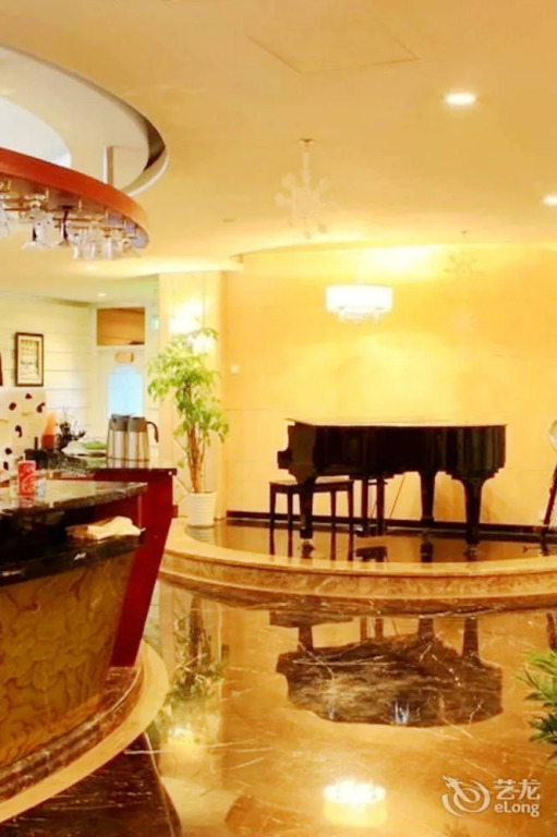 Mingjing Hotel