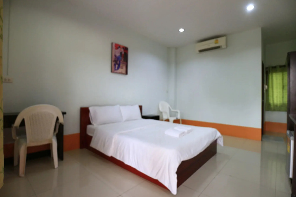 Meechoke Hotel