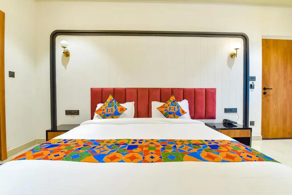 FabHotel Vaibhavya
