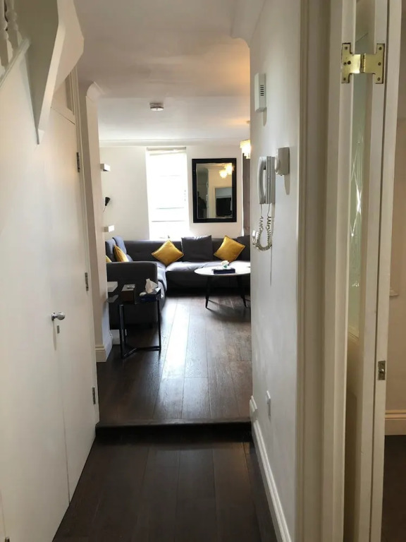 Hans road Apartment