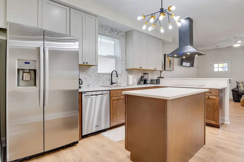 3 Mi to Dtwn: Dual-unit Home in Indianapolis!