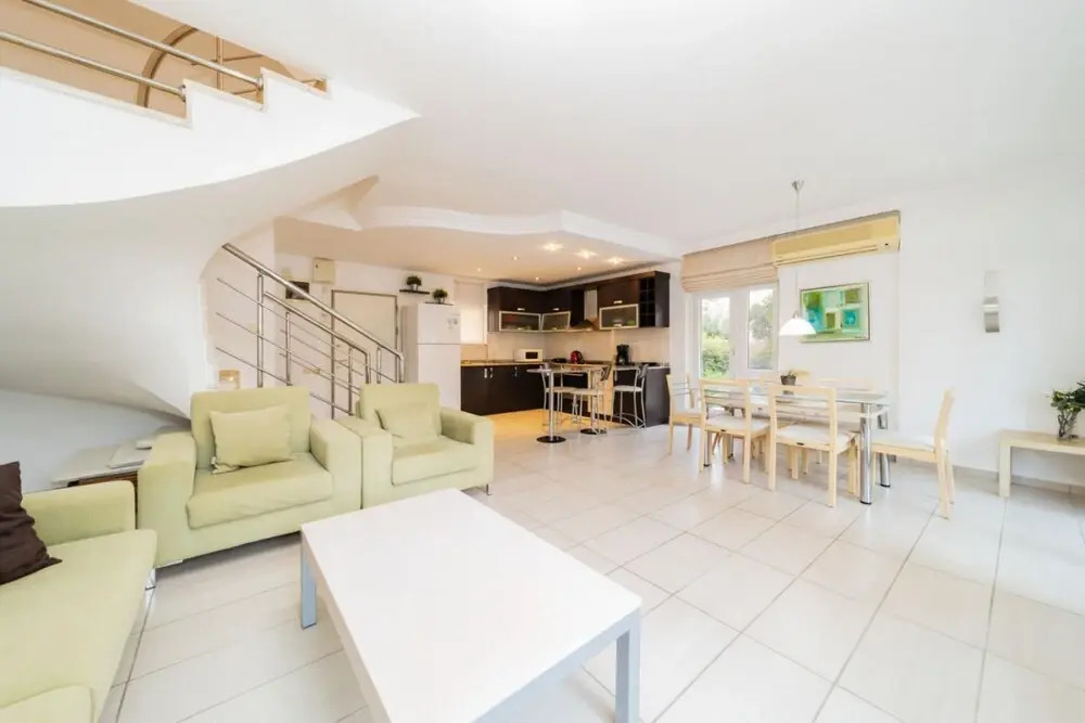 Central Villa with Garden and Pool in Kemer