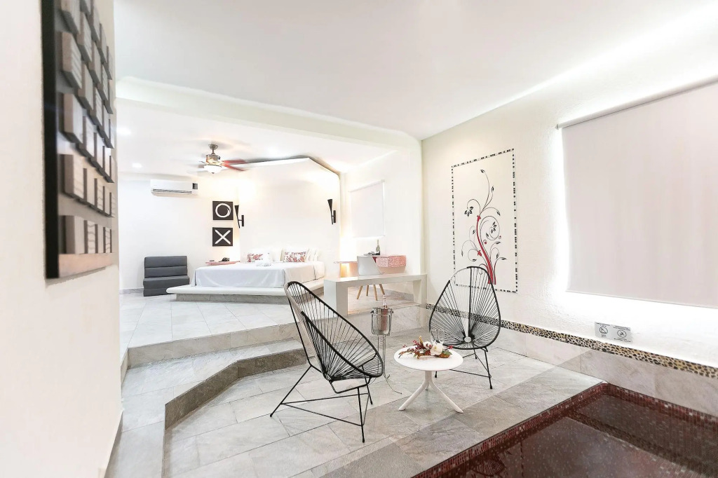 Casa Kaoba Hotel & Suites