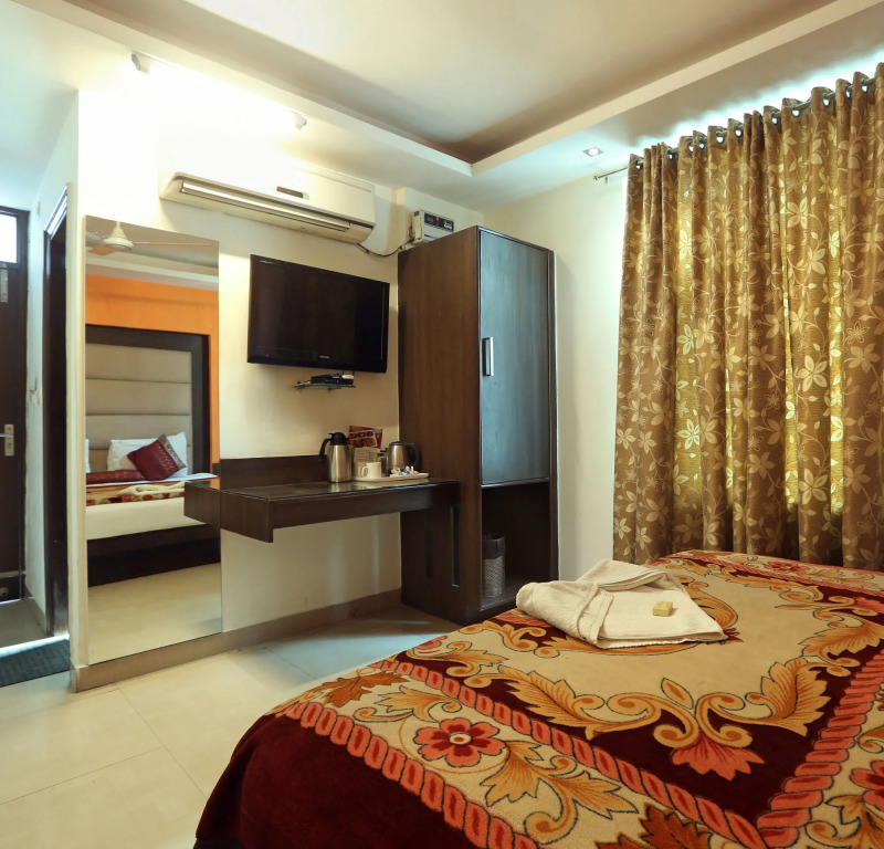 Hotel Shri Vinayak in City Centre at New Delhi Railway Station-By RCG Hotels